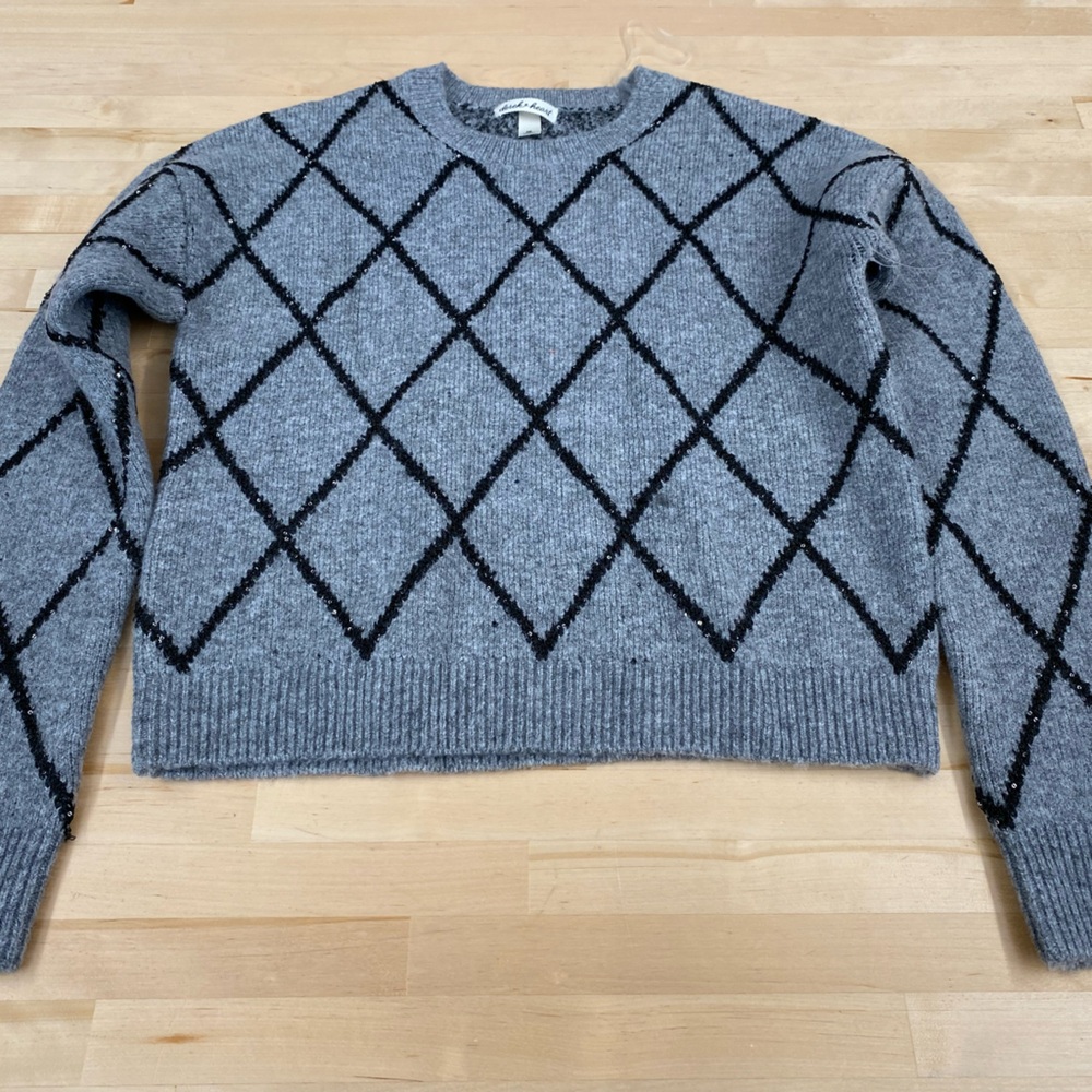 Planet Gold Gray and Black Argyle Sweater